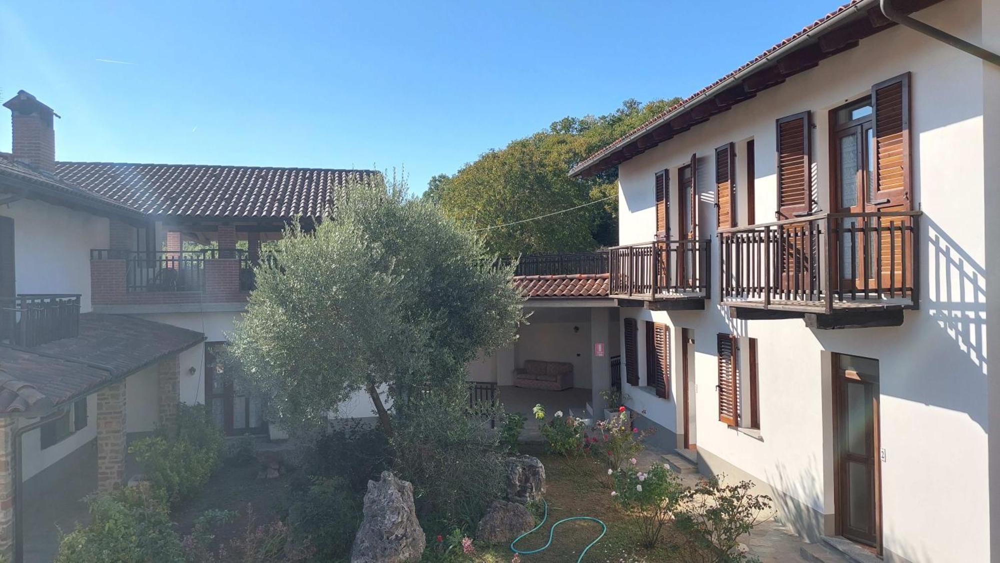 Case Vista Alta Langa, Appartement Bella Vista Cravanzana Екстериор снимка