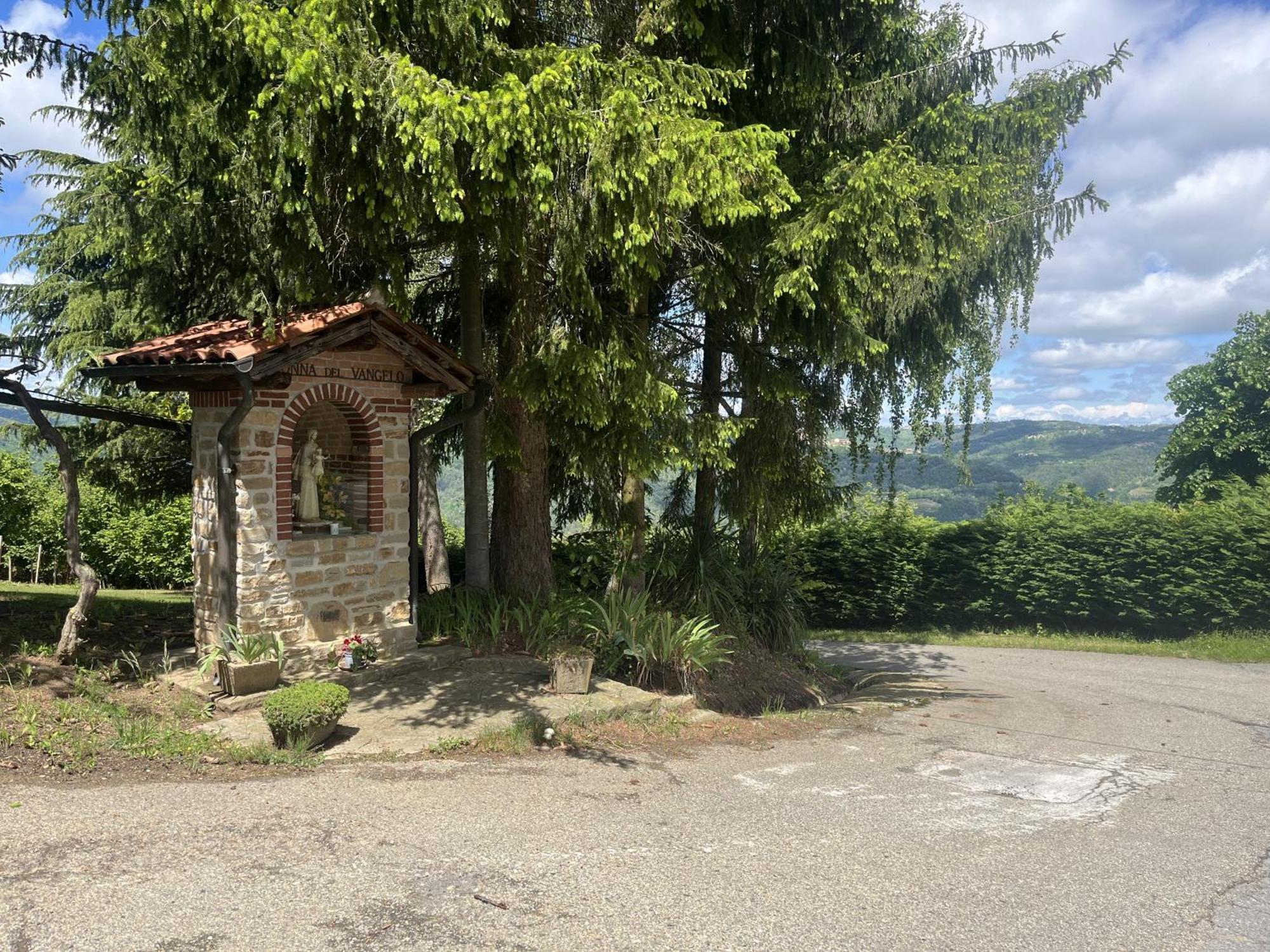 Case Vista Alta Langa, Appartement Bella Vista Cravanzana Екстериор снимка